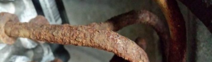 How to Clean Rusted Brake Lines