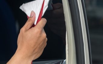 How to Repair Car Window Tint